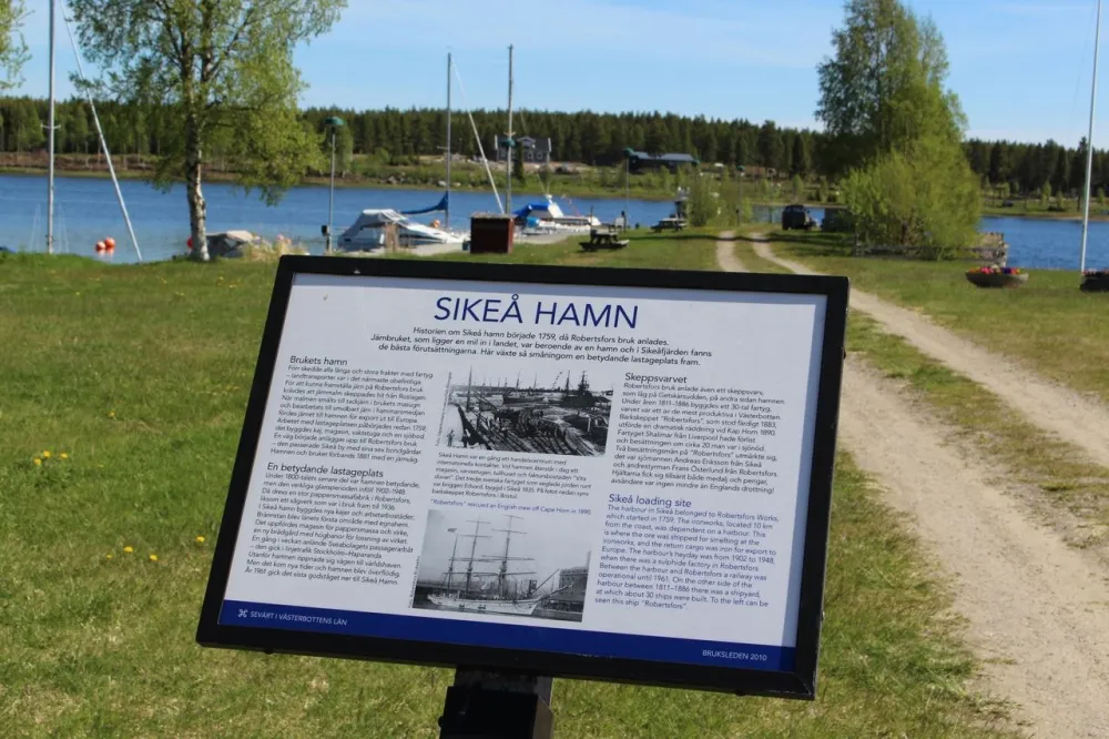 Musikcafé i Sikeå hamn